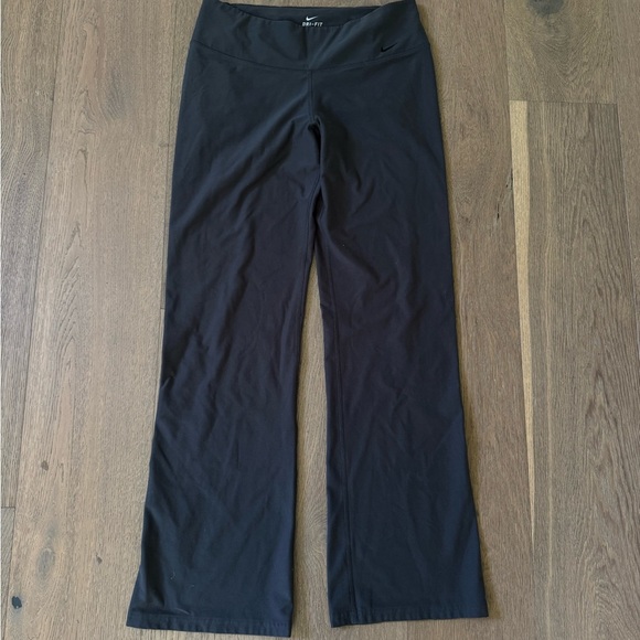 Nike women’s dark grey wide leg athletic causal yoga pants size large 10 12 - Picture 1 of 4
